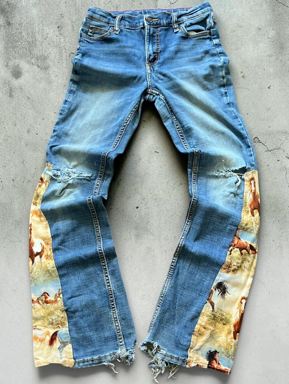 Retro Wrangler Low Rise Flare Horse Graphic Bootcut Western Denim Pants 25 x 30